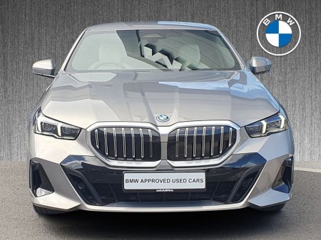 2026 BMW 5-Series - photo 16
