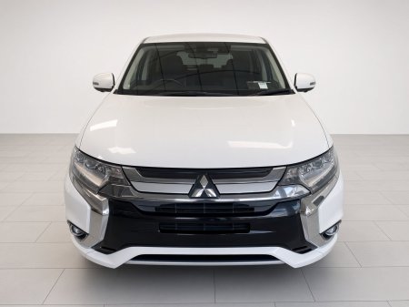 2017 Mitsubishi Outlander - photo 2