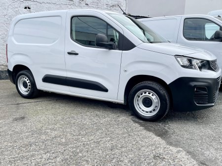 2023 Peugeot Partner - photo 2