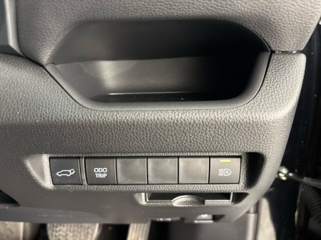 2025 Toyota RAV4 - photo 19