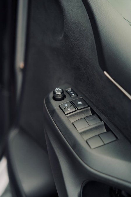 2023 Toyota Yaris - photo 14