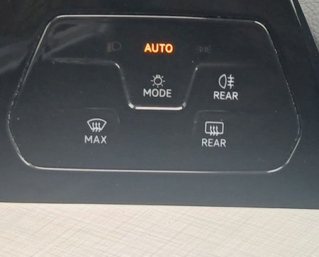 2026 Volkswagen Golf - photo 10