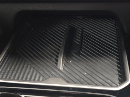 2025 BMW 5-Series - photo 17
