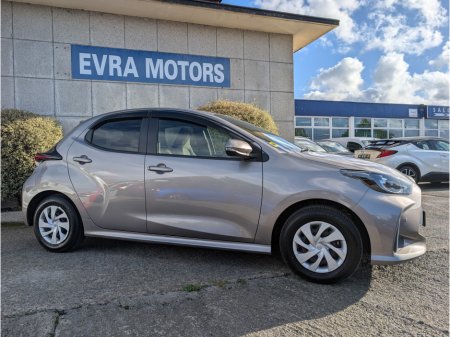 2020 Toyota Yaris - photo 3