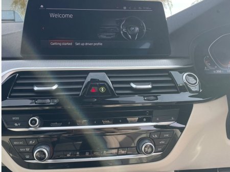 2020 BMW 5-Series - photo 8