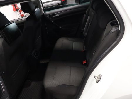 2018 Volkswagen Golf - photo 32
