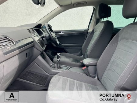 2023 Volkswagen Tiguan - photo 4