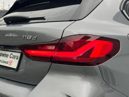 2024 BMW 1-Series - photo 11
