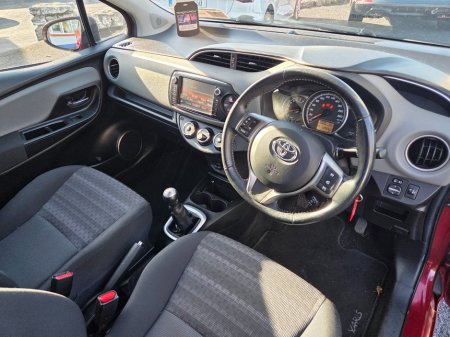 2017 Toyota Yaris - photo 13