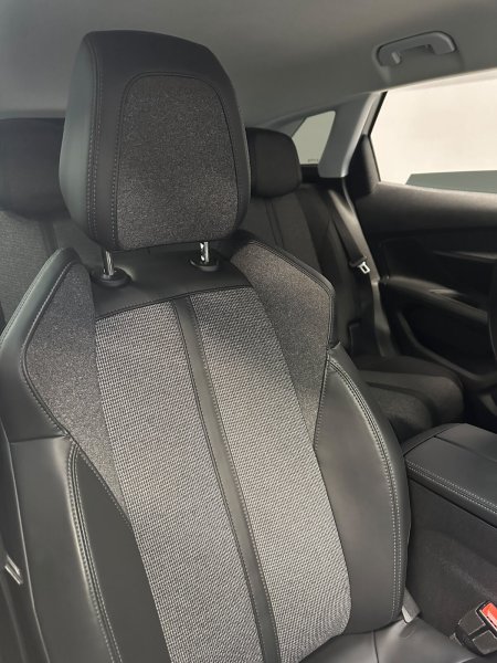 2017 Peugeot 3008 - photo 10