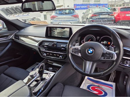 2019 BMW 5-Series - photo 23