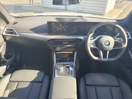 2026 BMW 3-Series - photo 4