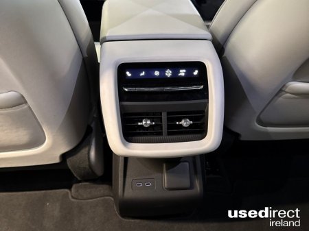 2025 Cadillac Lyriq - photo 37