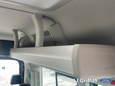2026 Ford Transit Minibus - photo 13
