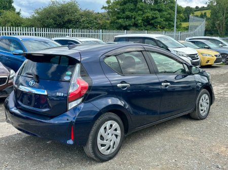 2019 Toyota Aqua - photo 12