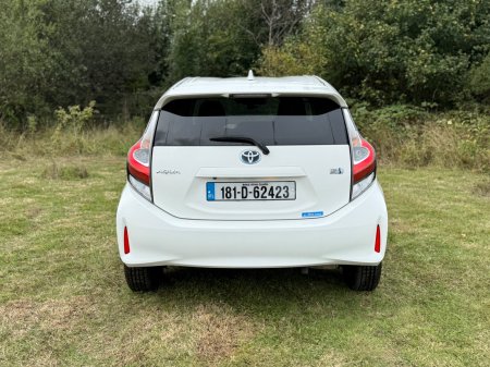 2018 Toyota Aqua - photo 10