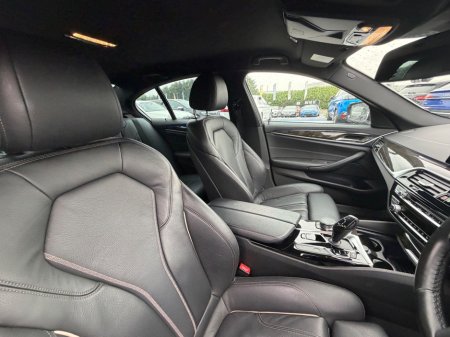 2018 BMW 5-Series - photo 17