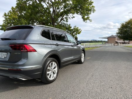 2019 Volkswagen Tiguan - photo 12