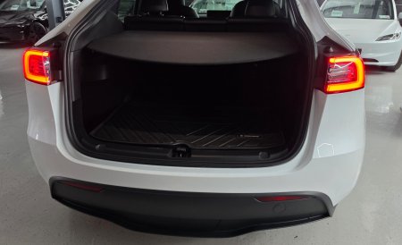 2023 Tesla Model Y - photo 11