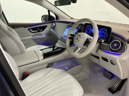 2025 Mercedes-Benz EQE - photo 9
