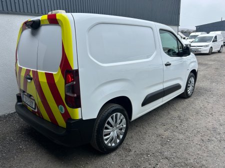2020 Peugeot Partner - photo 4