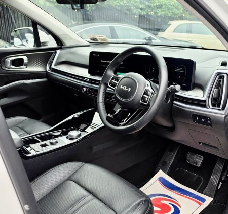 2024 Kia Sorento - photo 12