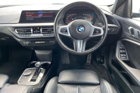 2021 BMW 1-Series - photo 11