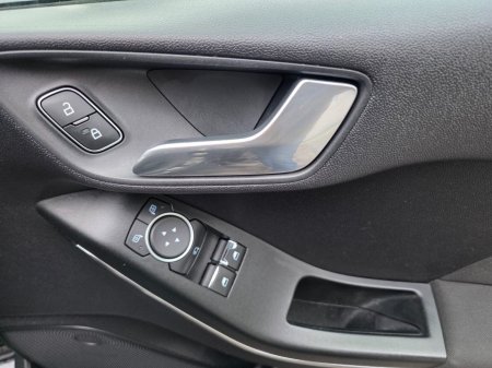 2019 Ford Fiesta - photo 18
