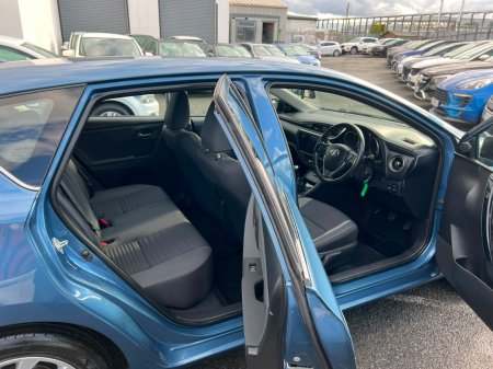 2016 Toyota Auris - photo 11