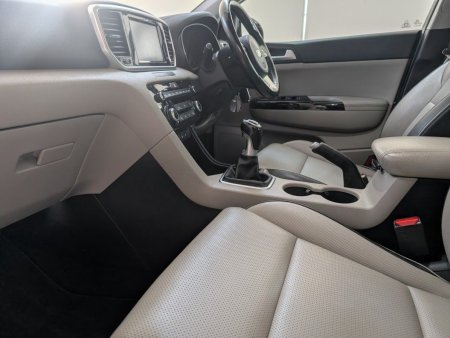 2020 Kia Sportage - photo 7