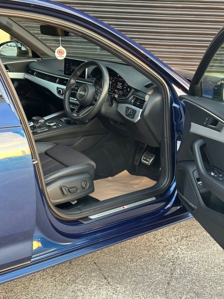 2017 Audi A4 - photo 16