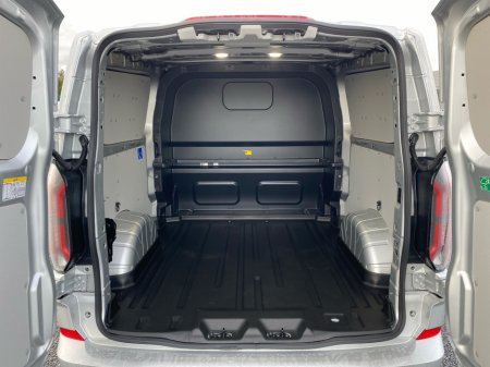 2026 Ford Transit Custom - photo 10