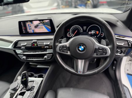 2018 BMW 5-Series - photo 23