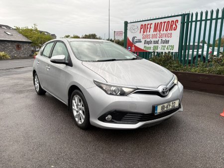 2018 Toyota Auris - photo 2