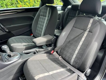 2017 Volkswagen Beetle - photo 6