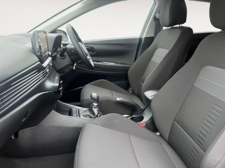 2025 Hyundai Bayon - photo 17