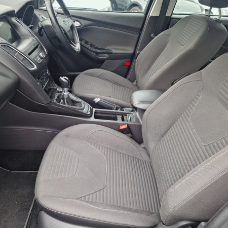 2017 Ford Focus - photo 9