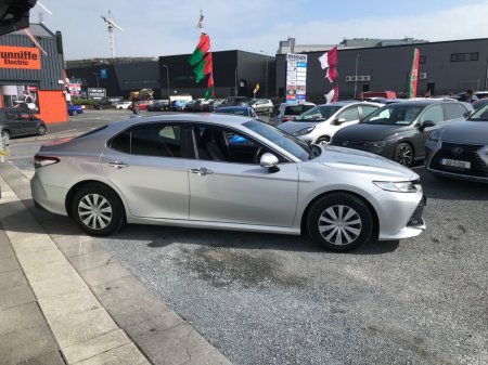 2021 Toyota Camry - photo 6