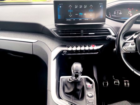 2023 Peugeot 5008 - photo 15