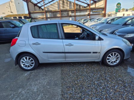 2008 Renault Clio - photo 10