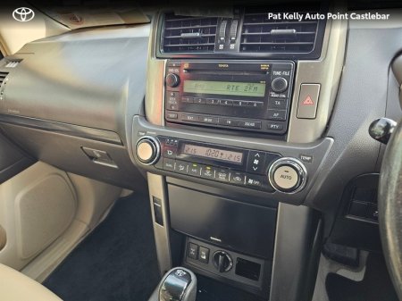 2013 Toyota Land Cruiser - photo 15