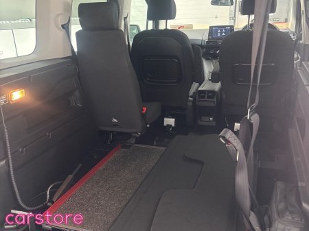 2021 Peugeot Rifter - photo 16