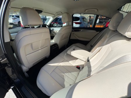 2018 BMW 5-Series - photo 23