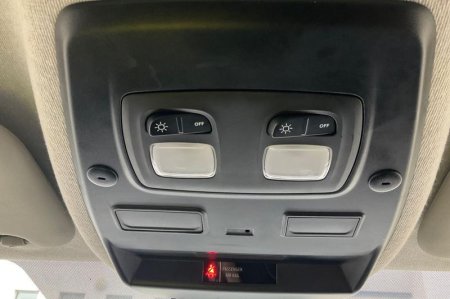 2023 Renault Trafic - photo 28
