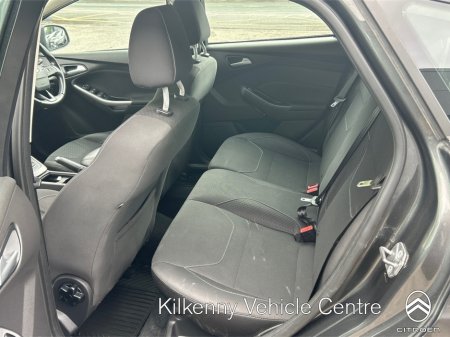 2016 Ford Focus - photo 11