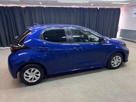 2021 Toyota Yaris - photo 16