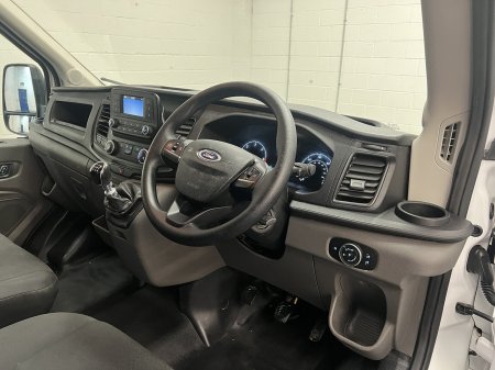 2020 Ford Transit - photo 10