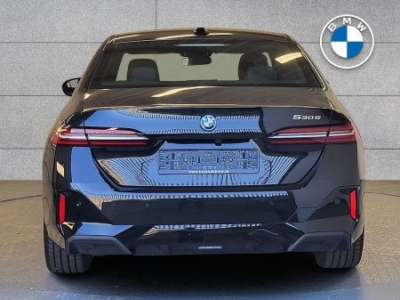 2026 BMW 5-Series - photo 15