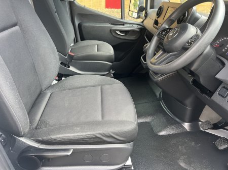 2023 Mercedes-Benz Sprinter - photo 8