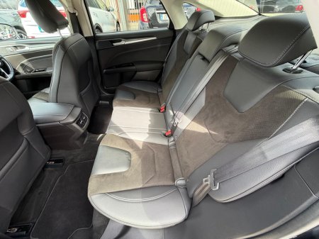 2019 Ford Mondeo - photo 26